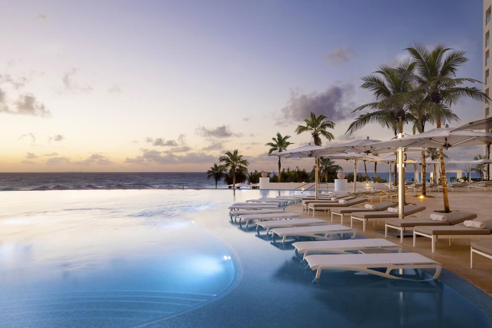 Le Blanc Spa Resort All inclusive Adults Only