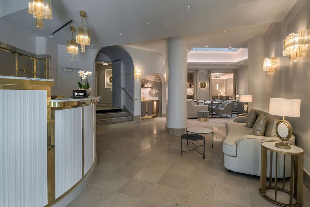 Hotel Camille Paris Gare de Lyon Tapestry Collection by Hilton