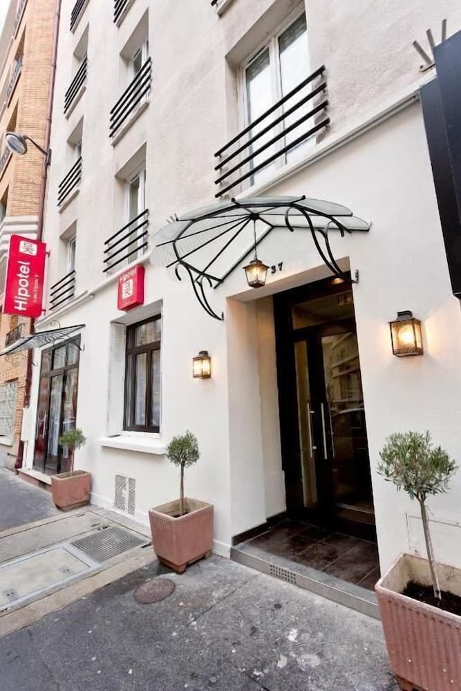 Hipotel Paris Père Lachaise République