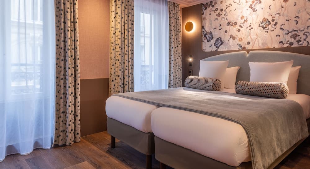 Maison Axel Opéra Paris